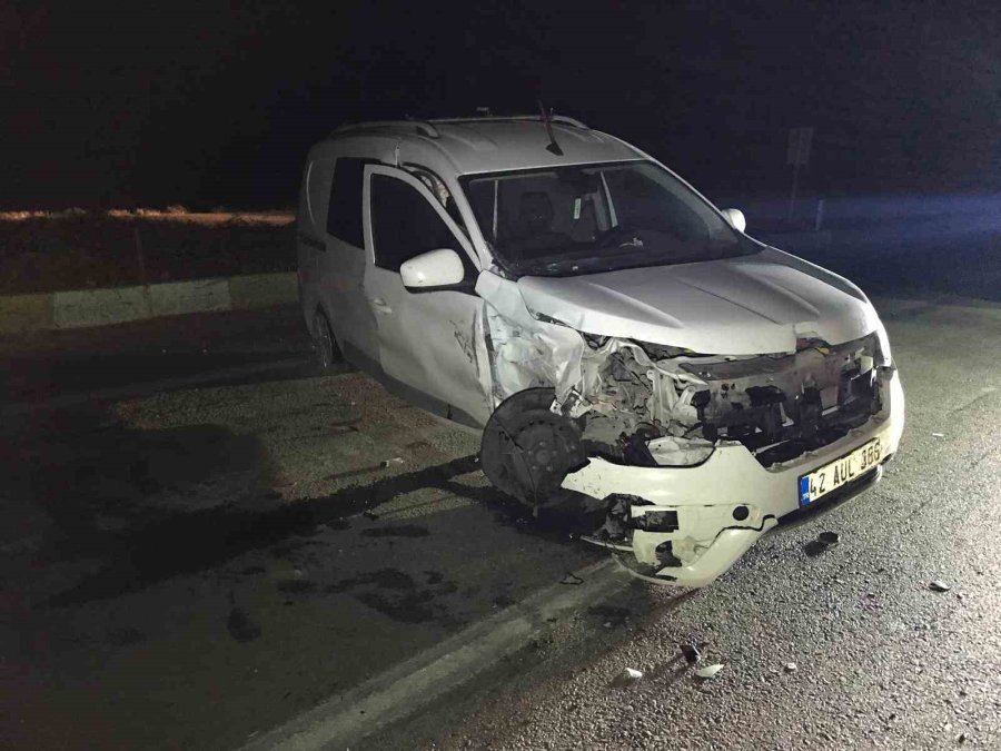 Konya’da Üç Araçlı Trafik Kazası: 6 Yaralı