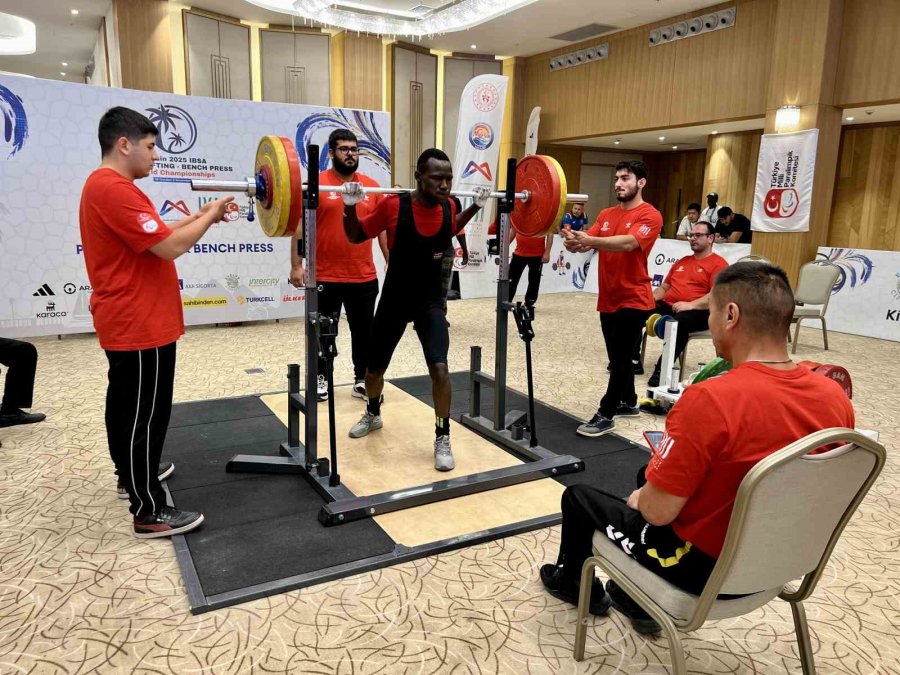 Görme Engelliler Dünya Halter Şampiyonası, Mersin’de Sürüyor
