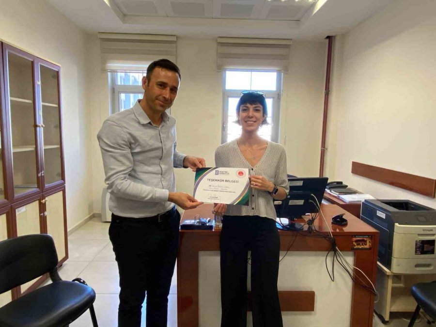 Toplumsal Farkındalık İçin Diş Sağlığı Eğitimi Verildi