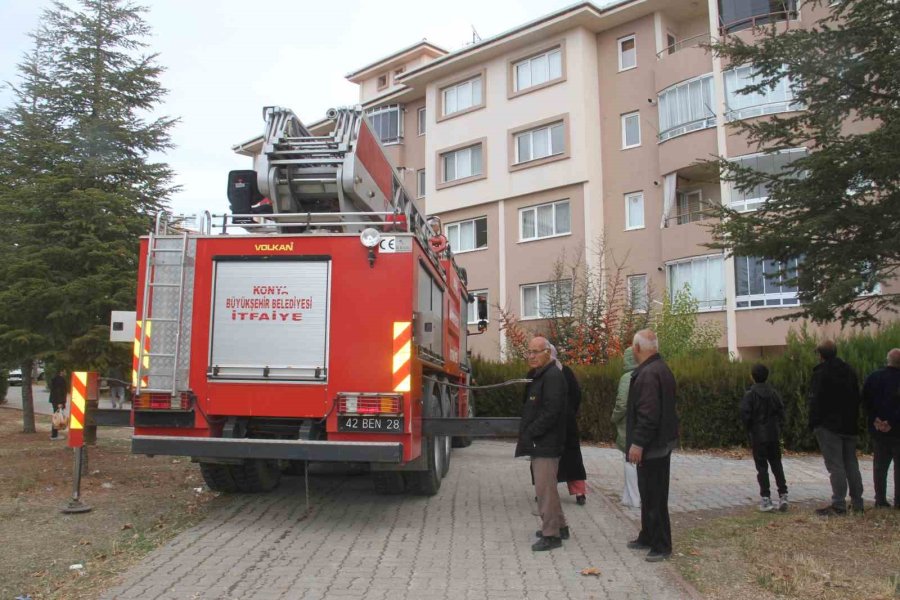 Beyşehir’de Binada Yangın Paniği