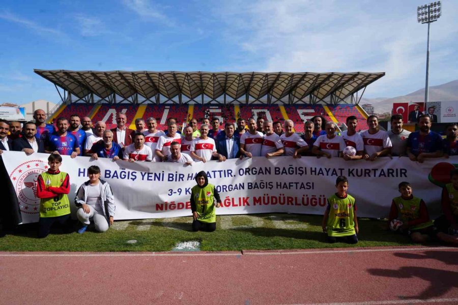Futbolun Efsane İsimleri Niğde’de Buluştu