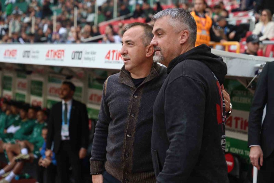 Trendyol Süper Lig: Konyaspor: 0 - Samsunspor: 2 (ilk Yarı)