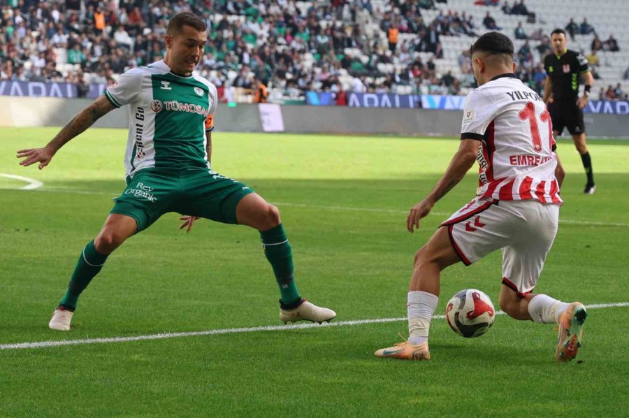 Trendyol Süper Lig: Konyaspor: 0 - Samsunspor: 2 (ilk Yarı)