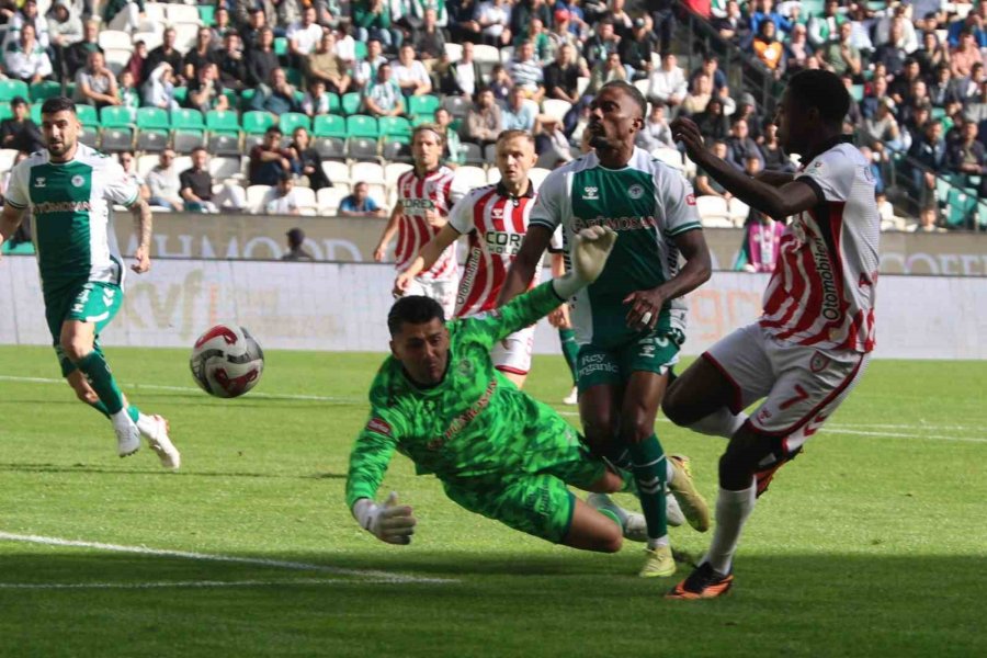 Trendyol Süper Lig: Konyaspor: 0 - Samsunspor: 2 (ilk Yarı)