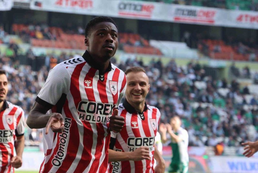 Trendyol Süper Lig: Konyaspor: 0 - Samsunspor: 2 (ilk Yarı)