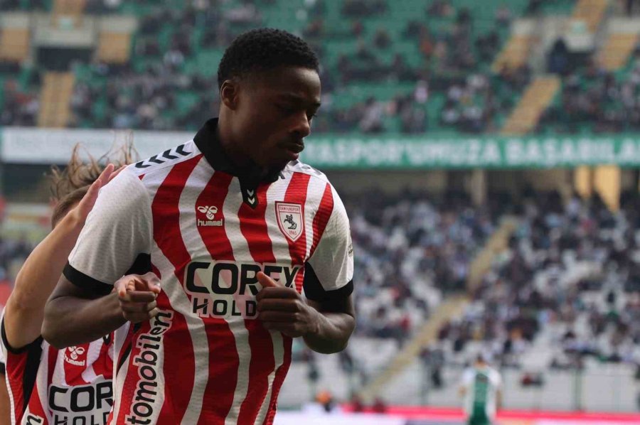 Trendyol Süper Lig: Konyaspor: 0 - Samsunspor: 2 (ilk Yarı)