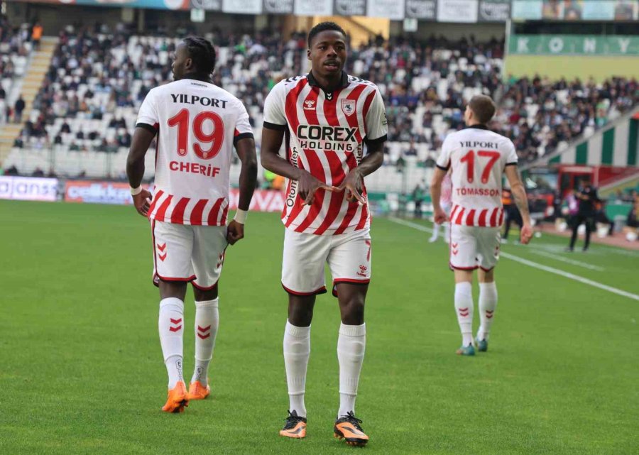 Trendyol Süper Lig: Konyaspor: 0 - Samsunspor: 2 (ilk Yarı)