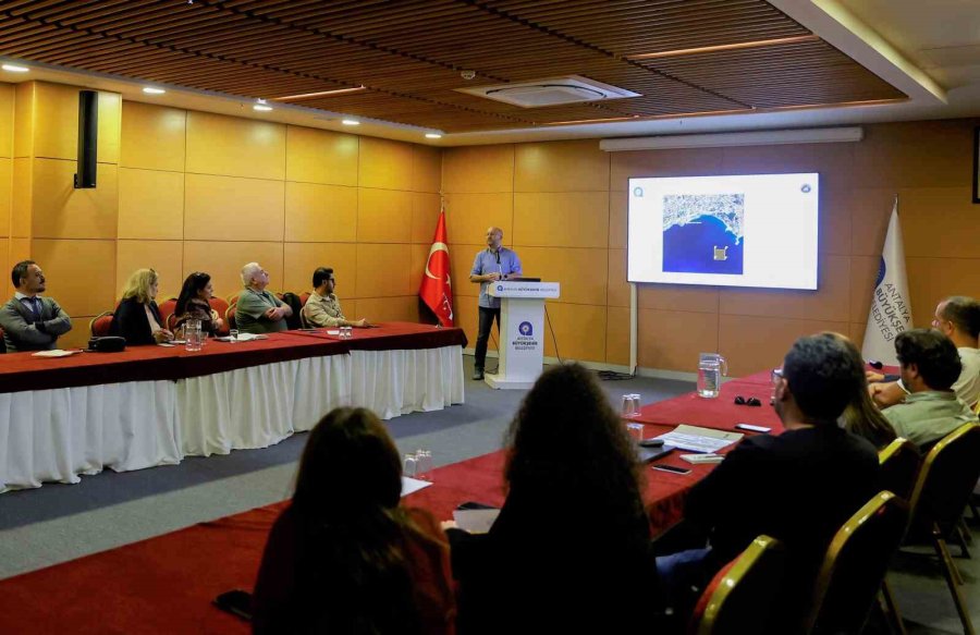 Büyükşehir Deniz Ekosistemini "yapay Resif Projesi" İle Koruyacak