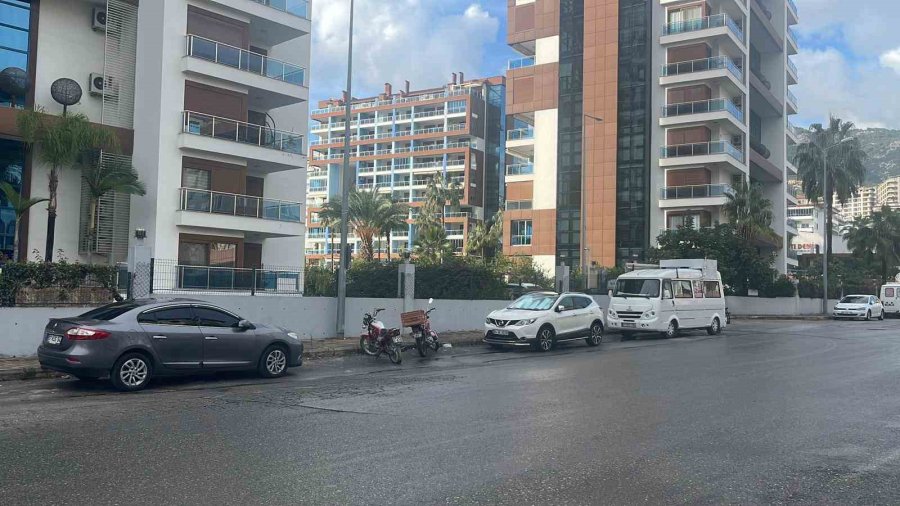 Alanya’da Sokakta Kadına Saldırıda Bulunan Şahıs Yakalandı