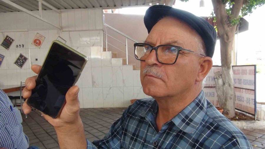 Mersin’de Bir Kişi Yer Altı Su Kaynaklarını Bulabiliyor, Bulduğunda Elektrik Çarpmışa Dönüyor