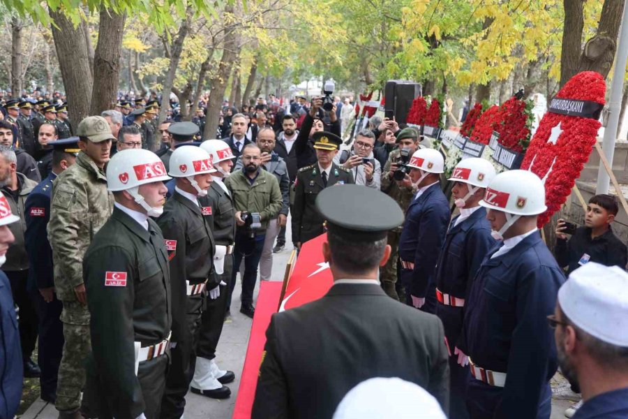 Konyalı Şehit Ahmet Yasir Kuyucu Son Yolculuğuna Uğurlandı