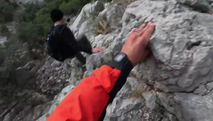 Yürüyüşe Çıktıkları Dağda Mahsur Kaldılar, Yardımlarına Jak Ve Afad Ekibi Yetişti