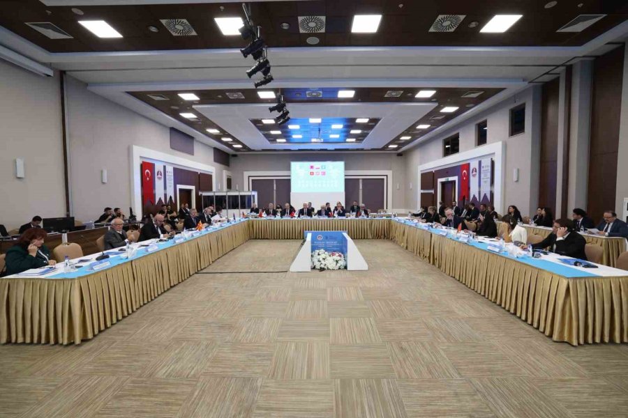 Aym Başkanı Özkaya: "iş Birliği Artık Somut Karar Mekanizmasına İhtiyaç Duyuyor"