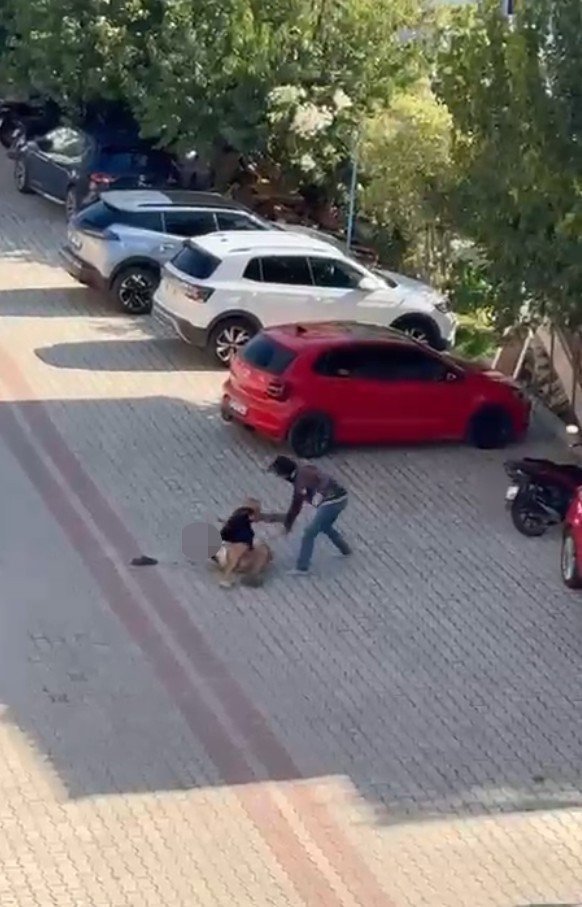 Sokak Ortasında Defalarca Bıçaklanarak Öldürülen Yaşlı Adamın Cenazesi Alındı