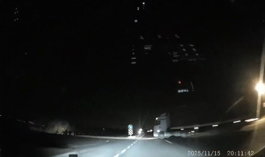 Ak Parti Karaman Milletvekili Selman Oğuzhan Eser Trafik Kazası Geçirdi