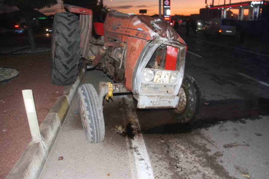 Konya’da Traktör İle Otomobil Çarpıştı: 2 Yaralı