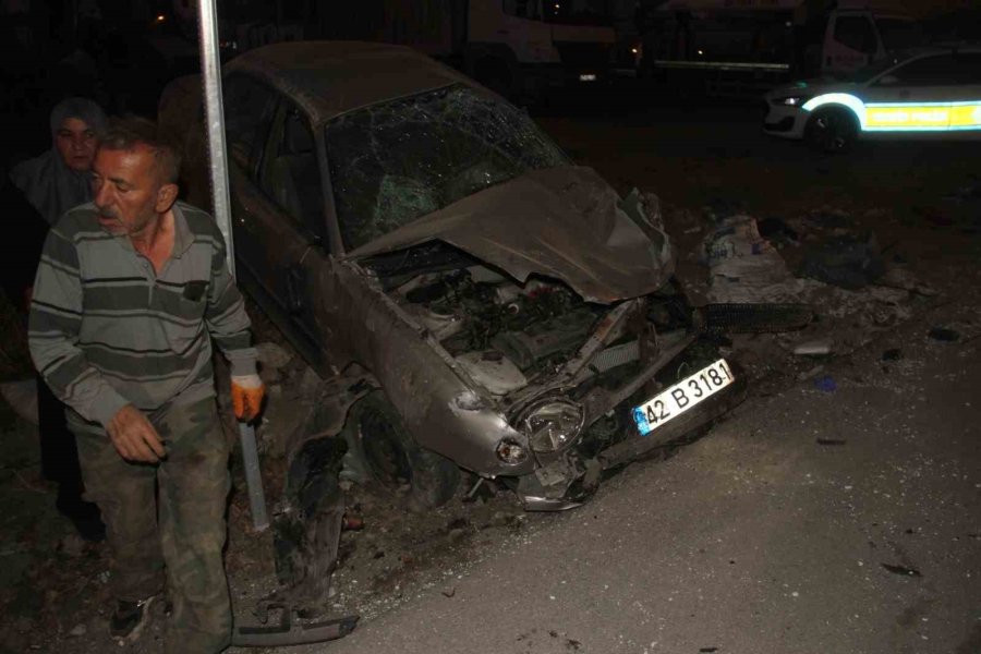 Konya’da Traktör İle Otomobil Çarpıştı: 2 Yaralı