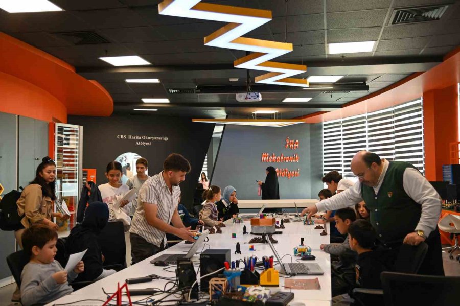 Selçuklu Gelişim Ve Teknoloji Akademisi’nde Ara Tatil Dolu Dolu Geçti