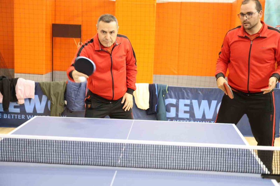 Masa Tenisi Bölge Şampiyonu Aksaray Ekibi, Türkiye Finallerine Hazırlanıyor