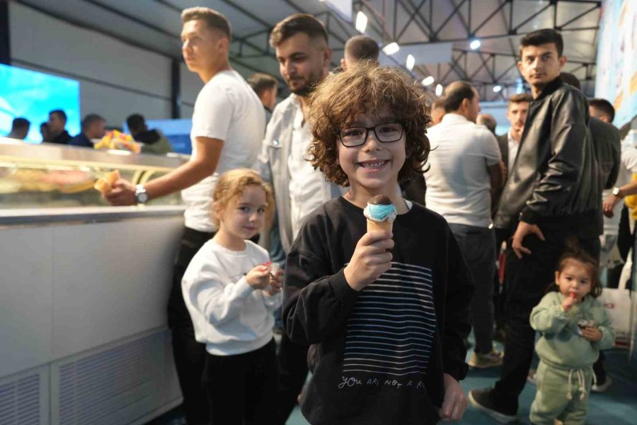 Çamardı’da Geleneksel Dondurma Kültürü Festivale Taşındı