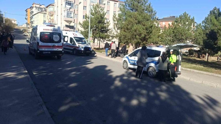 Konya’da Otomobil İle Motosiklet Çarpıştı: 2 Yaralı