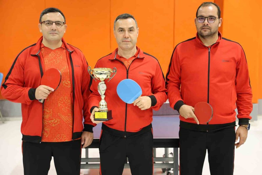 Masa Tenisi Bölge Şampiyonu Aksaray Ekibi, Türkiye Finallerine Hazırlanıyor