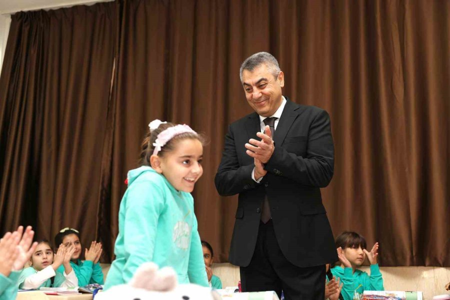 Vali Toros: "yıkılan Bin 469 Derslik Yerine Bin 534 Modern Derslik Yaptık"