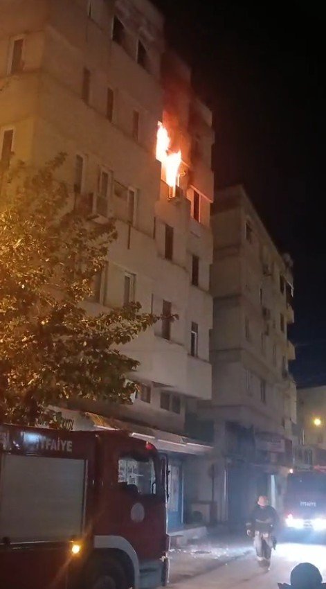 Antalya’da Apartman Dairesi Alev Alev Yandı