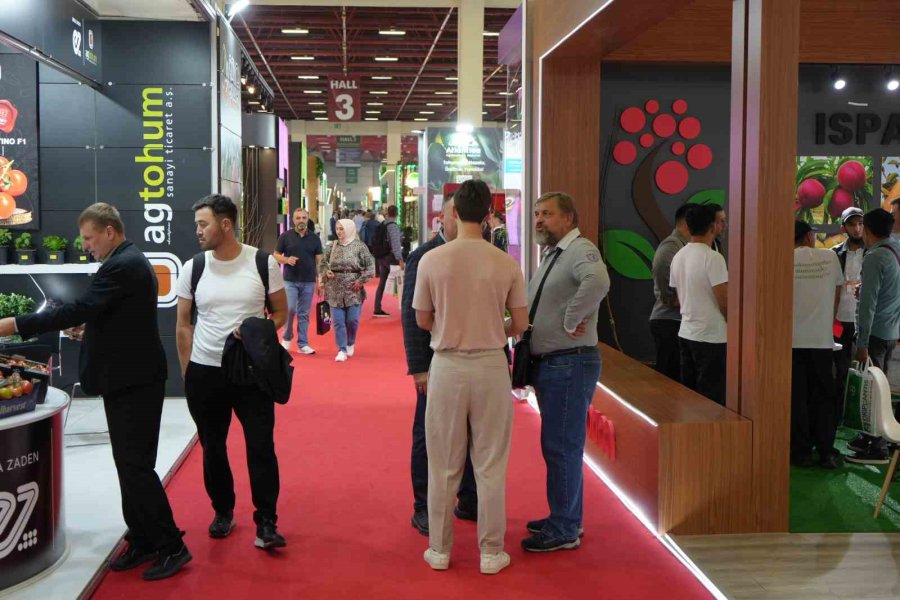 Growtech Antalya Tarım Fuarı Rekor Katılımla Kapılarını Açtı