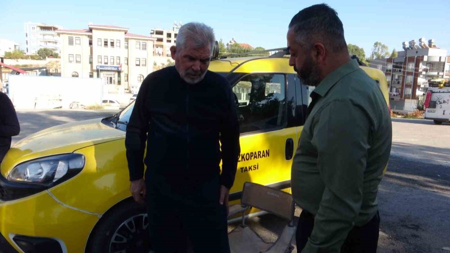 Mersin’de 62 Yaşındaki Taksiciyi Bıçaklayıp Darp Ettiler