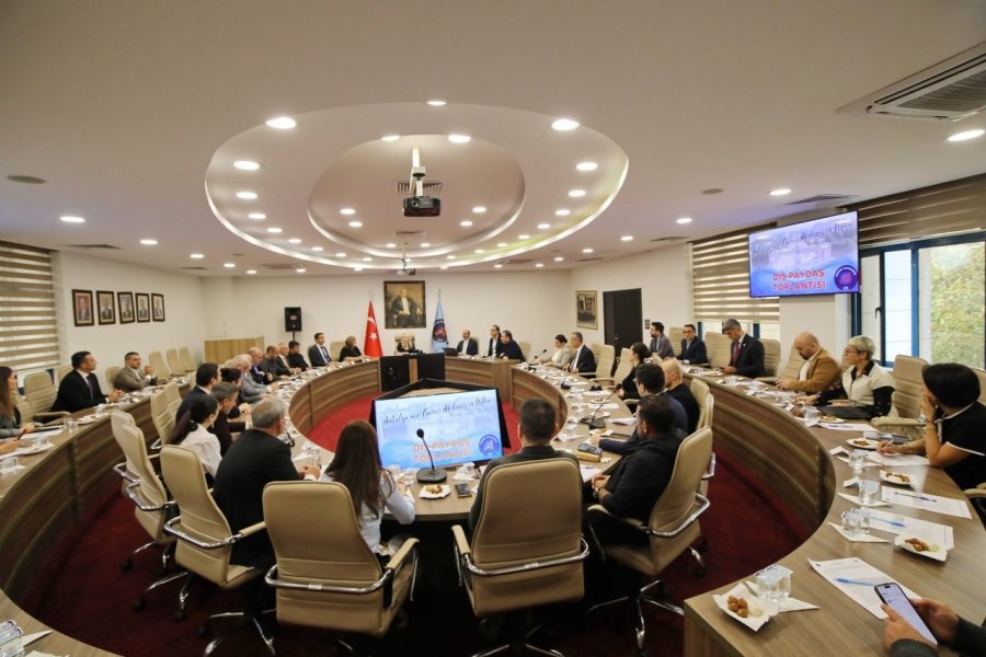 Rektör Özkan: "bir Üniversite İçinde Bulunduğu Şehirle Nefes Alır"