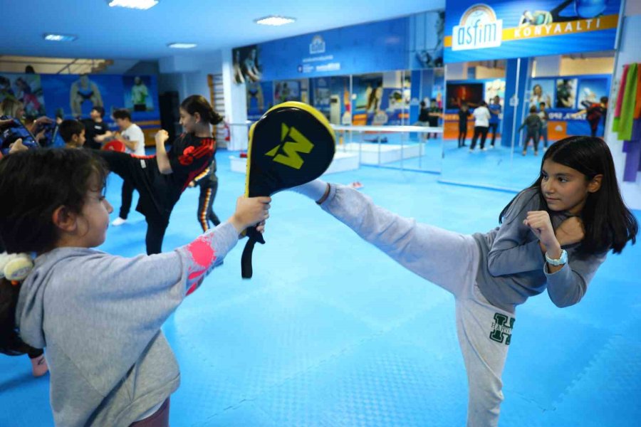 Büyükşehir’den Antalyalı Çocuklara Tam Destek