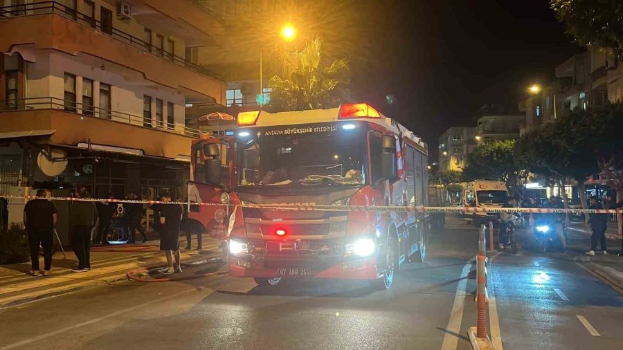 Alanya’da Beyaz Eşya Tamir Dükkanında Çıkan Yangın Korkuttu