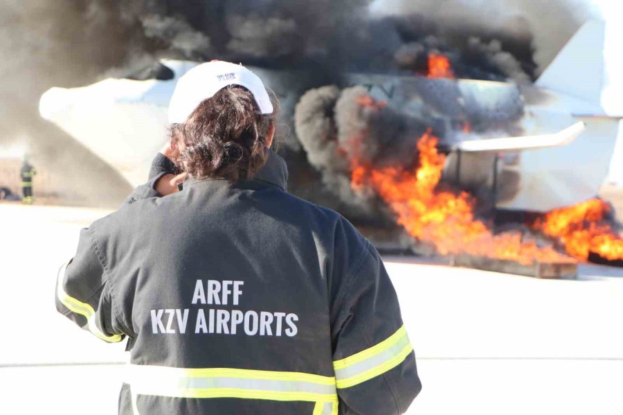 Çukurova Havalimanı’nda Uçak Kazası Tatbikatı Gerçeğini Aratmadı