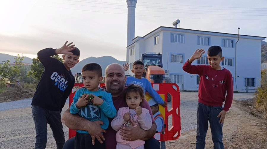 Anamur’da Cami Çevresi Ve 11 Kilometrelik Yol Yenilendi