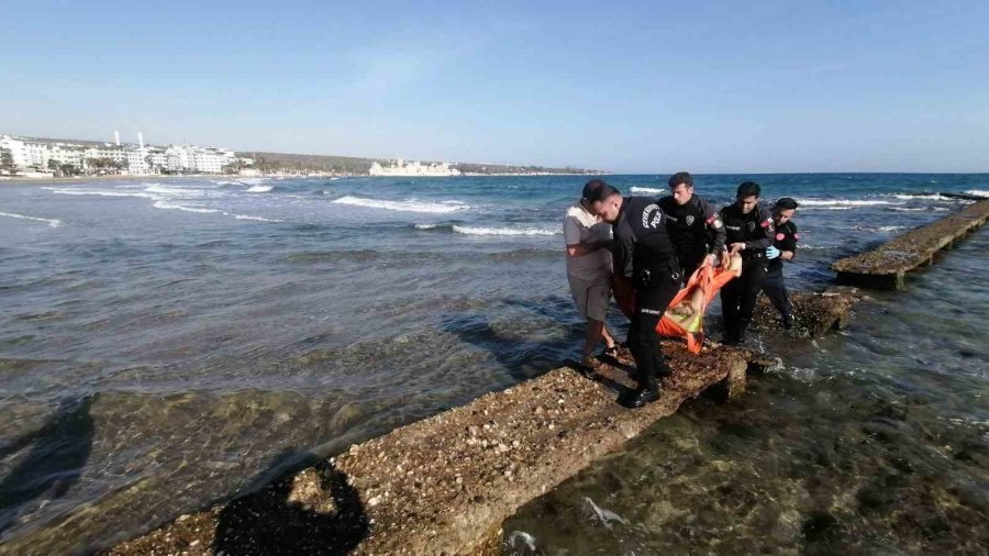 Kızkalesi’nde Denize Giren Genç Boğuldu