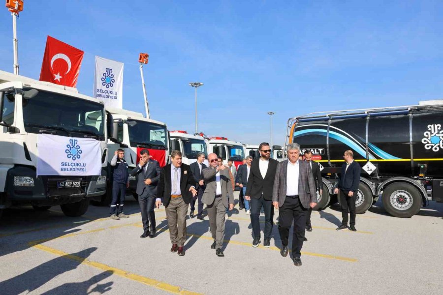 Selçuklu Belediyesi Araç Filosuna 71 Araç Daha İlave Etti