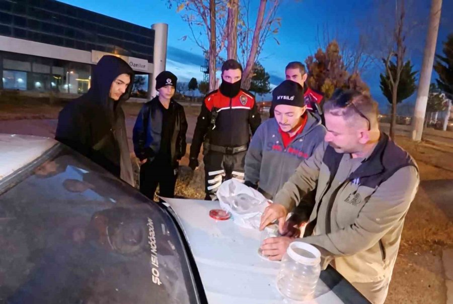 Aksaray’da Zehrinin Litresi 10 Milyon Dolar Olan Akrep Satışına Suçüstü Operasyon