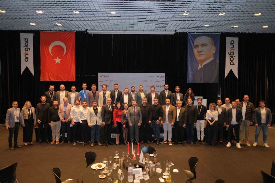 Antgiad’dan "başarı Ve Batış Hikayesi" Üzerine Özel Söyleşi