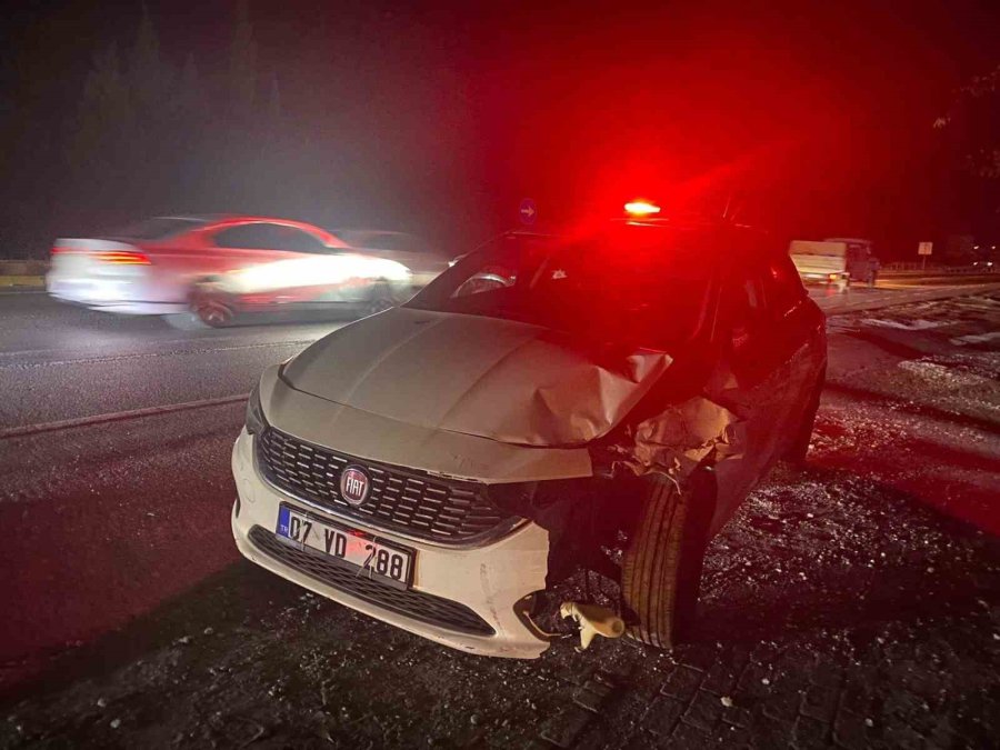 Antalya’da Otomobil İki Öğrenciye Çarptı: 1 Ölü, 1 Yaralı