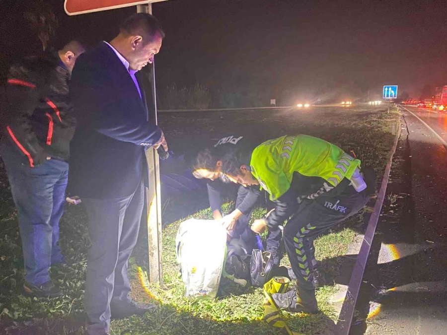 Antalya’da Otomobil İki Öğrenciye Çarptı: 1 Ölü, 1 Yaralı