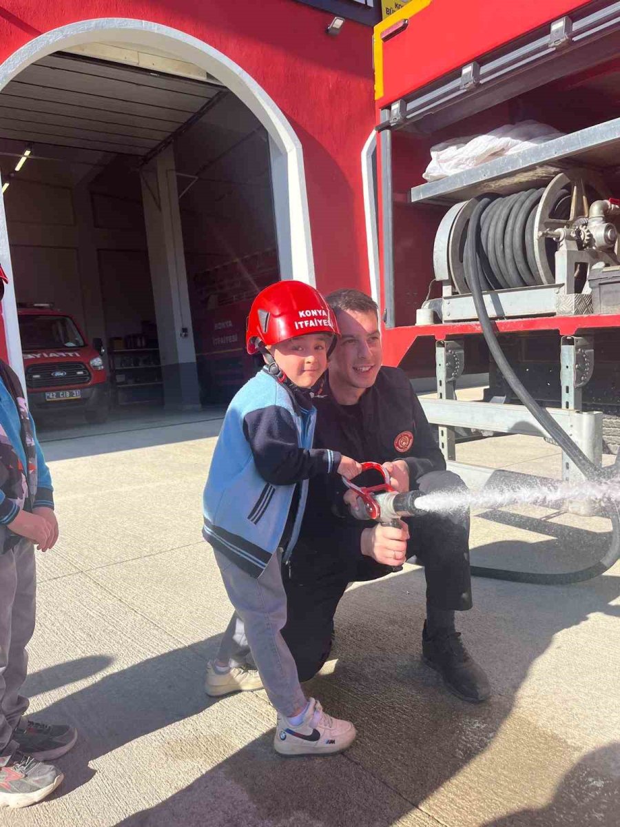 Bozkır’da Küçük Öğrencilere ’afet Ve Yangın Farkındalığı’ Eğitimi