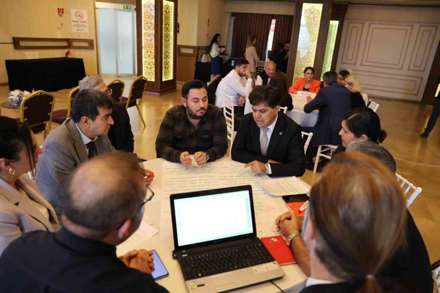 Roman Öğrencilerin Eğitime Erişimi Çalıştayı Mersin’de Yapıldı