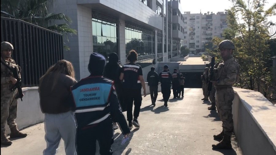 Mersin’deki Kara Para Aklama Ve Yasadışı Bahis Operasyonu:4’ü Hakem 32 Şüpheli Tutuklandı