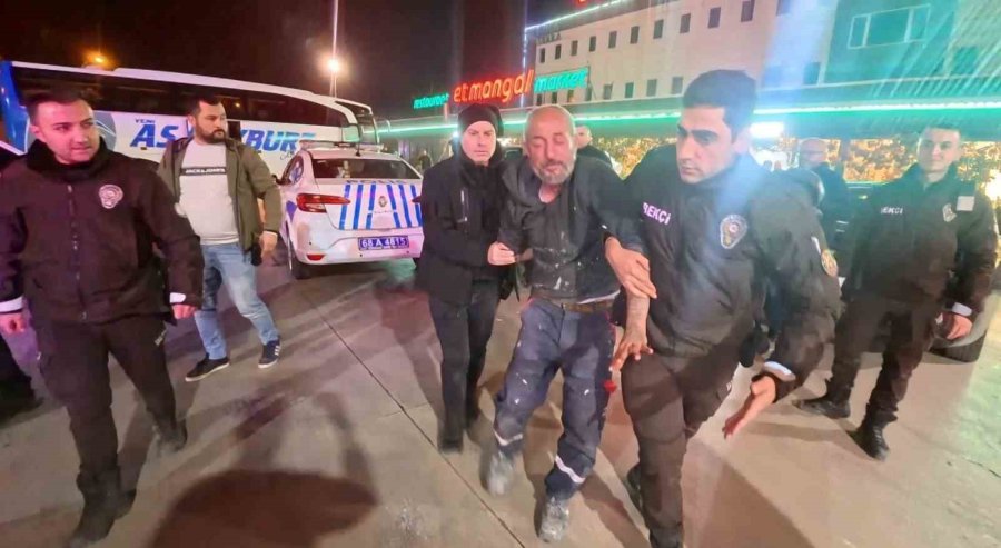 "gözüm Görmüyor Neredeyim Ben?" Dedi, Gözünü Karakolda Açtı