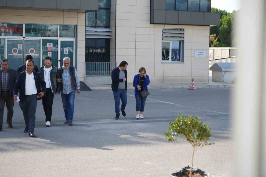 Kazada Yaşamını Yitiren Genç Kızın Cenazesi Gözyaşlarıyla Alındı