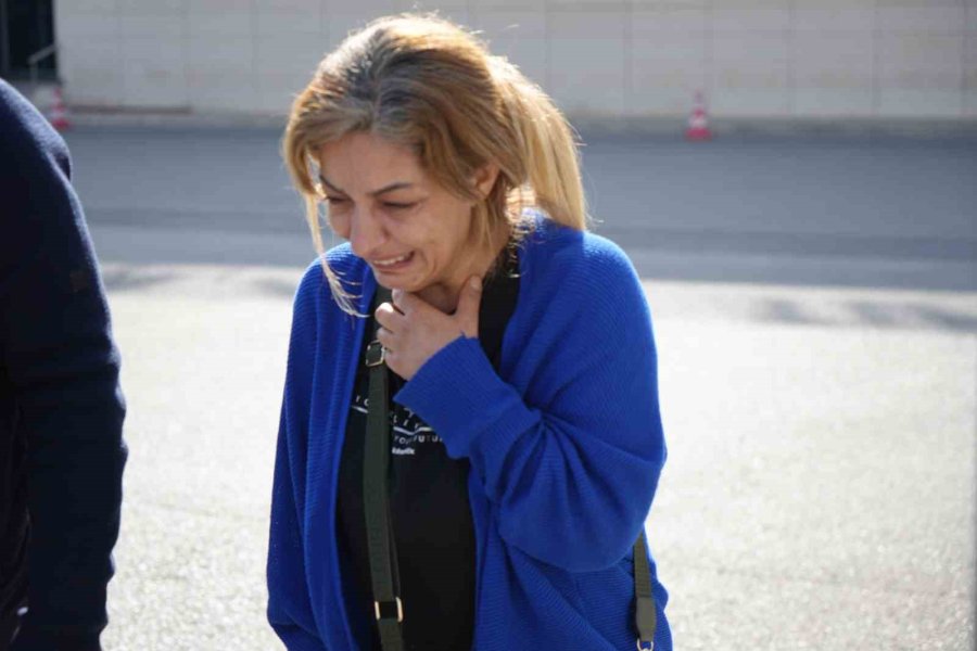 Kazada Yaşamını Yitiren Genç Kızın Cenazesi Gözyaşlarıyla Alındı