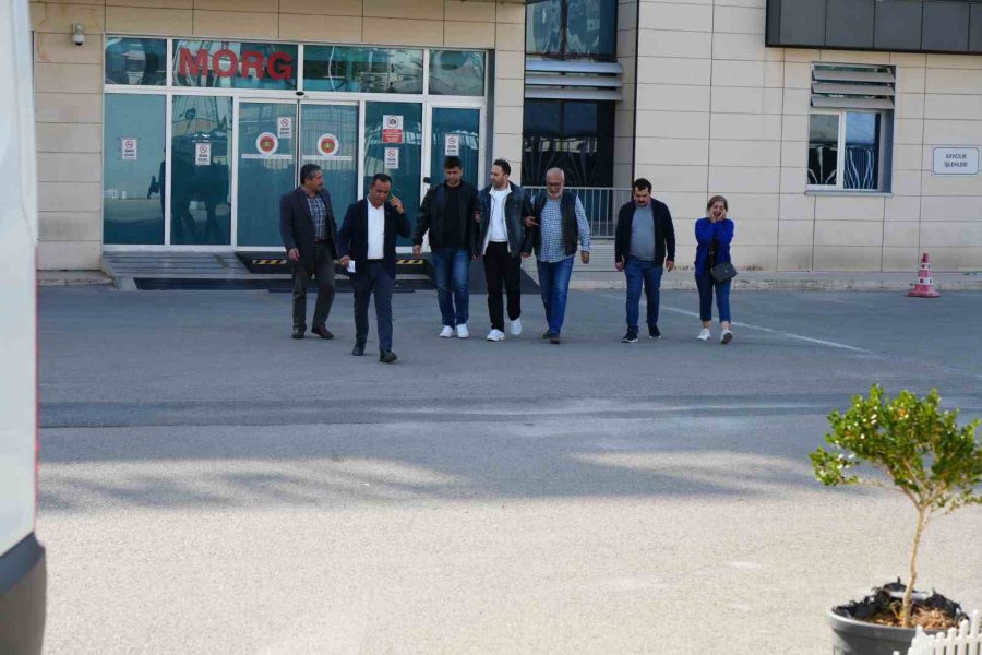 Kazada Yaşamını Yitiren Genç Kızın Cenazesi Gözyaşlarıyla Alındı