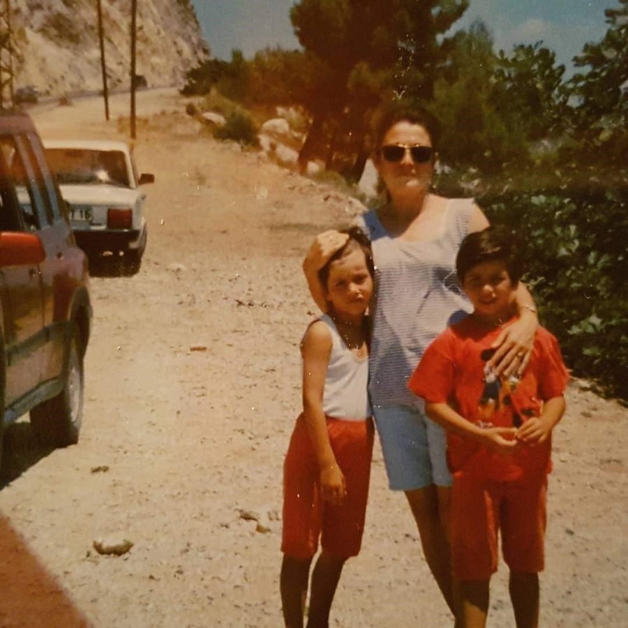 Metin Akpınar’ın Biyolojik Kızı Olduğu İddia Edilen Duygu Nebioğlu: "dava Bittiğinde Susturulmuş Çocukların Da Sesi Olacağım"