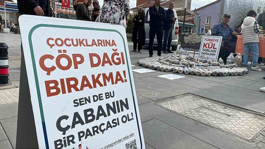 Akademisyen Ve Gönüllüler 2 Ayda 100 Bin Sigara İzmariti Topladı